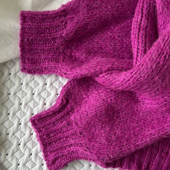 Line & dot Bennett sweater in Plum - Picture 6 of 6